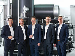 Фотография управляющих директоров CERTUSS